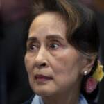 Birmania, altri 7 anni di carcere per Aung San Suu Kyi