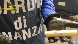 Pescara, sequestrati botti illegali