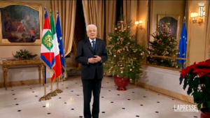 Ucraina, Mattarella: “2023 porti silenzio armi”