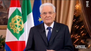 Mattarella: “Una premier donna novità significativa, bussola è la Costituzione”