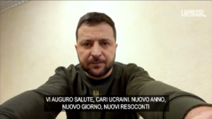 Ucraina, Zelensky: “Abbattuti 45 droni a Capodanno”