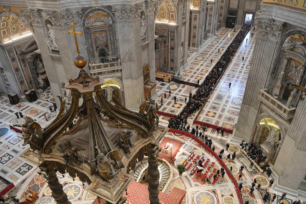 Ratzinger, inizia il lungo addio