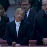 Ratzinger, Giorgia Meloni rende omaggio alla salma