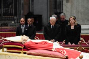 Ratzinger, Mattarella e l’omaggio privato
