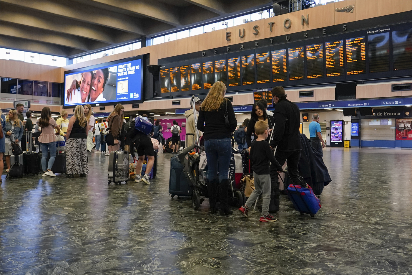 Regno Unito, sciopero ferrovie: stop a linee Regno Unito, sciopero ferrovie: stop a linee