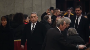 Ratzinger, anche il premier ungherese Orbán a San Pietro
