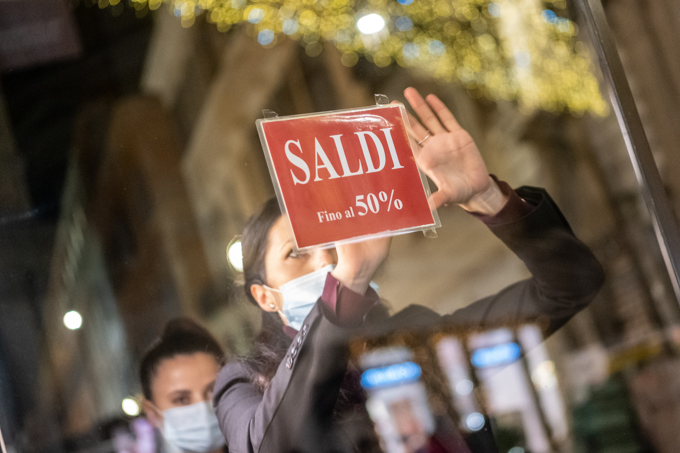 Saldi, il 70% degli italiani si prepara agli acquisti Saldi, il 70% degli italiani si prepara agli acquisti