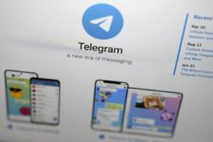 Germany’s telegram era ends with final rush of thousands