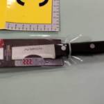 Roma, ecco le armi ritrovate al presunto aggressore di Termini