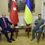 Ucraina, Erdogan a Zelensky: “Pronto a mediare per pace duratura”