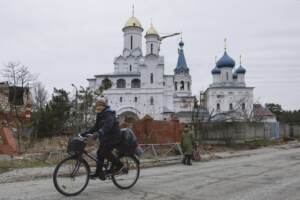 Ucraina, in vigore tregua annunciata da Putin per Natale ortodosso