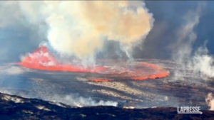 Hawaii, il vulcano Kilauea ha ripreso ad eruttare