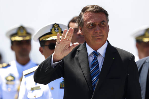 Brasile, Bolsonaro indagato per assalto a Brasilia