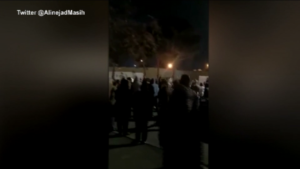 Iran, proteste contro condanna a morte di 2 giovani