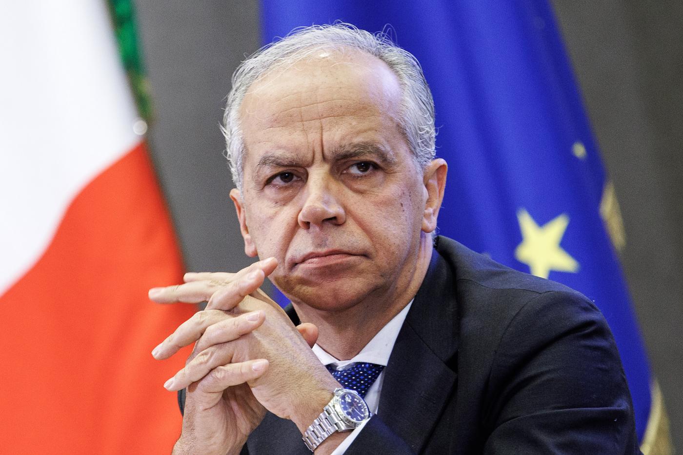 Sicurezza, Piantedosi: “In decreto misure contro malamovida e baby gang”