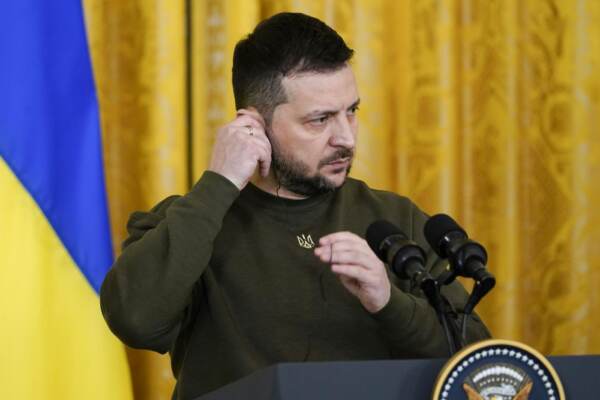 Washington - Il presidente ucraino Volodymyr Zelensky con il presidente Joe Biden durante una conferenza stampa