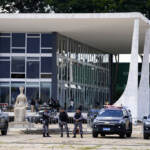 Brasile, esonerati tutti i comandanti delle forze di Brasilia