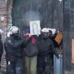 Germania, polizia sgombera attivisti da villaggio che diventerà miniera di carbone