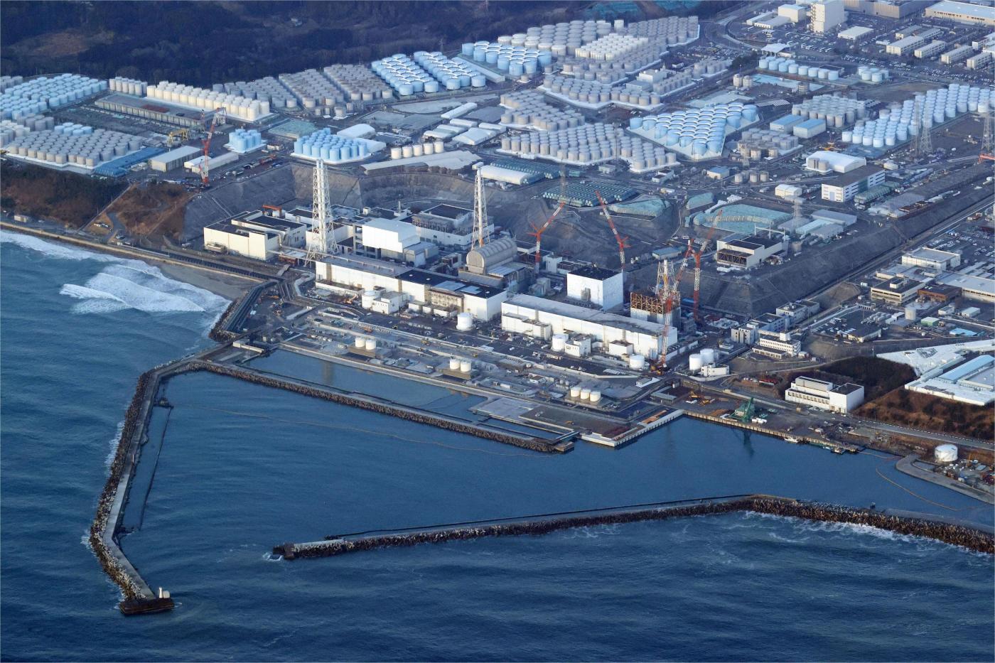 Fukushima, acqua radioattiva in mare in primavera