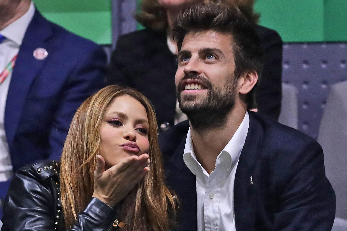 Shakira, Piqué ribatte: Casio nuovo sponsor