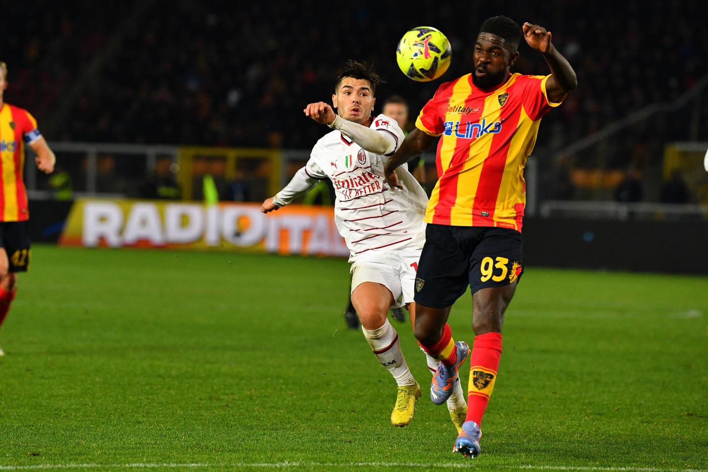 Lecce-Milan 2-2, rossoneri fermati al Via del Mare