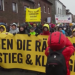 Lützerath, centinaia di ambientalisti in protesta