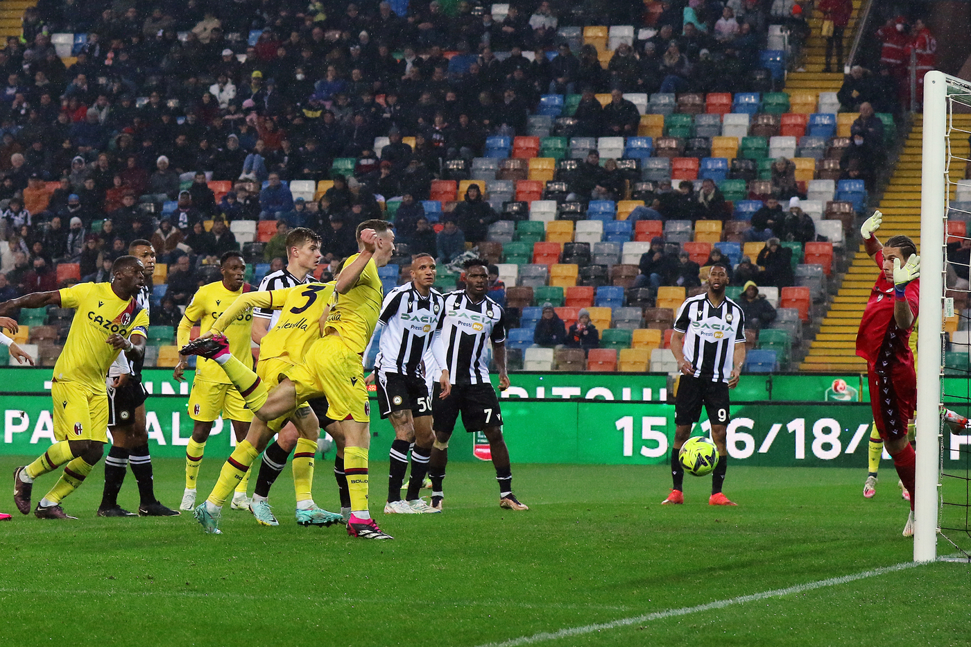 Udinese-Bologna 1-2: rimonta rossoblu nel secondo tempo
