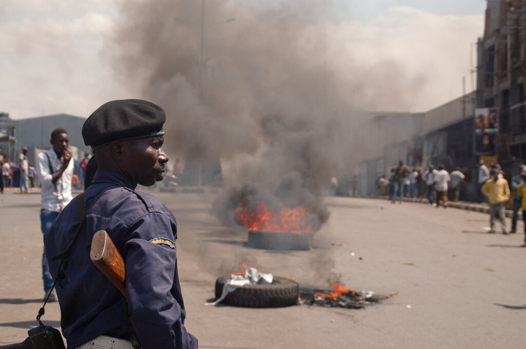 Congo, bomba in chiesa: almeno 6 morti