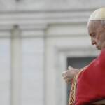 Vaticano, Papa: “Bisogna imparare a farsi da parte al momento giusto”