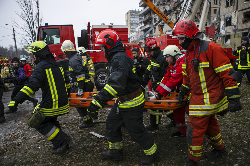 Ucraina, Kiev: “Russia uccide deliberatamente civili” Ucraina, Kiev: “Russia uccide deliberatamente civili”