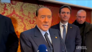 Governo, Berlusconi: “Intensificare rapporti con Meloni”