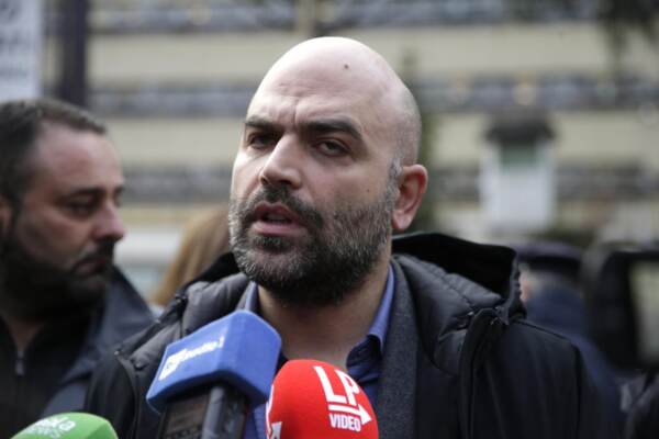 Saviano a processo per la querela di Giorgia Meloni