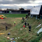 Padova, autobus si ribalta sull’A13