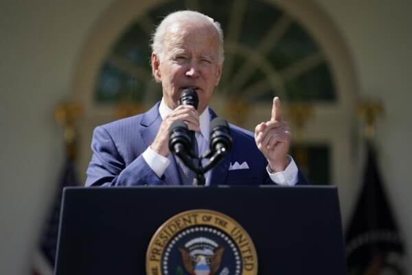 Joe Biden accuse les républicains de « démence budgétaire »