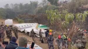 Nepal, aereo caduto: ritrovata scatola nera
