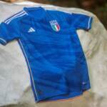 Calcio, la nuova maglia Adidas della nazionale