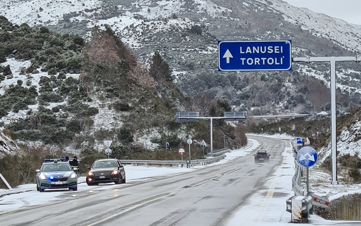 Maltempo, in Sardegna neve e temperature sotto zero Maltempo, in Sardegna neve e temperature sotto zero