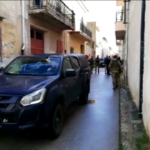 Messina Denaro, forze dell’ordine ancora al covo-bunker