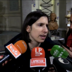 Salario minimo, Schlein: “Governo non guarda in faccia i poveri”