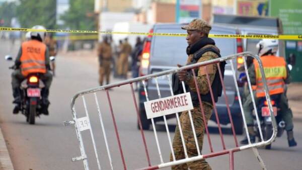 Burkina Faso: un couvre feu instauré sur tout le territoire national