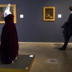 New York, all’asta l’iconico vestito in velluto viola di Lady Diana