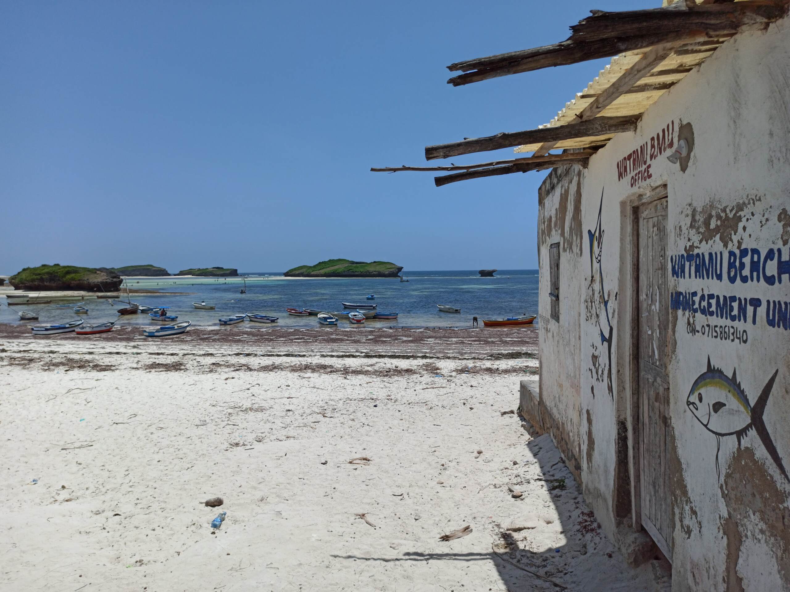 Kenya, barca di turisti si ribalta: tutti salvi italiani a bordo