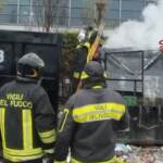 Rimini, fiamme alla fiera: vigili del fuoco spengono incendio