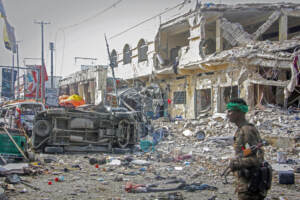 Somalia, esplosione e spari a Mogadiscio