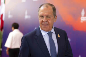 Ucraina, Lavrov: “Con Occidente guerra ‘quasi reale'”