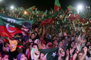 Lights out in Pakistan as energy-saving move backfires
