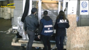 Genova, sequestrati macchinari per fabbricare armi