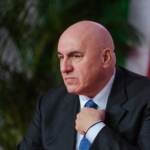 Ucraina, Crosetto: “Italia invierà armi di difesa a Kiev”