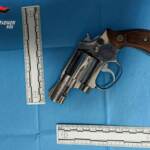 Messina Denaro, perquisizioni: c’è pistola calibro 38