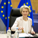 Migranti, von der Leyen: “Rafforzare frontiere con risorse Ue”